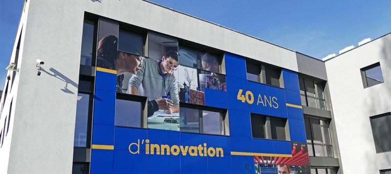 Corpo-batiment_Facade40ans_1190208_RET_AS_BD_croped.jpg